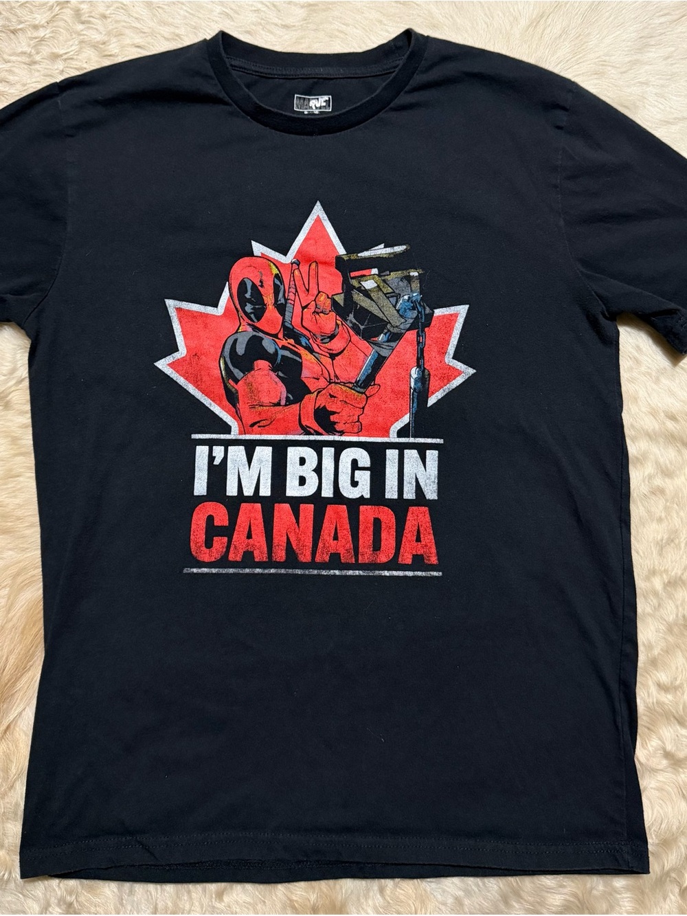 Deadpool & Wolverine Marvel Comics movie T-shirt unisex small Y2K